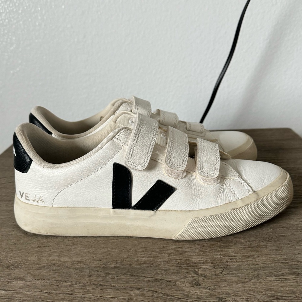 Veja women’s sneakers
